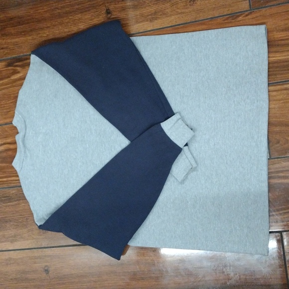 Vintage Tennessee Titans sweatshirt - Picture 2 of 5